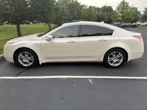 2010 Acura TL Technology