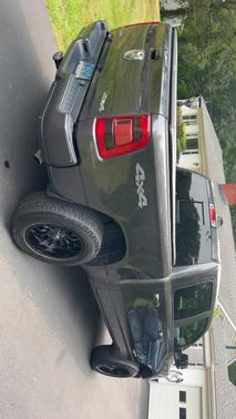 Gray 2019 RAM 1500 Big Horn