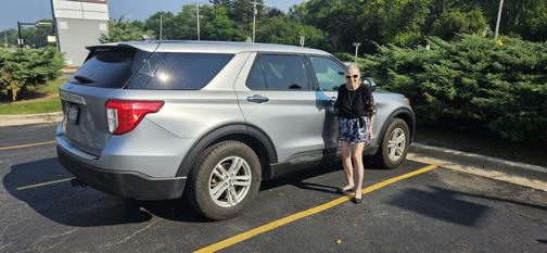 2022 Ford Explorer Base