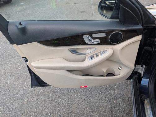 2016 Mercedes-Benz C-Class C 300 4MATIC Luxury