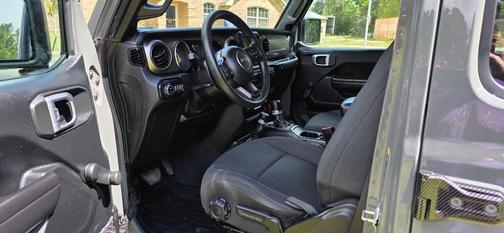 Gray 2021 Jeep Gladiator Sport