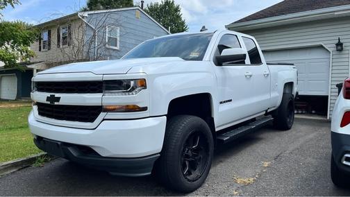 2017 Chevrolet Silverado 1500 Custom