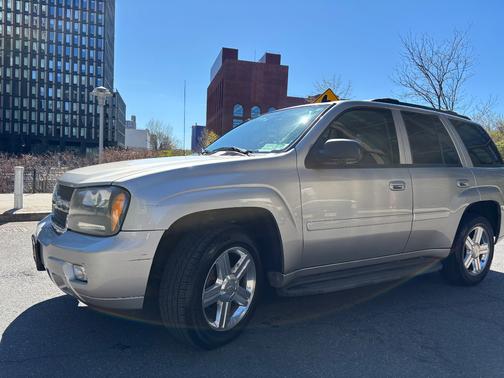 Gray 2008 Chevrolet Trailblazer LT