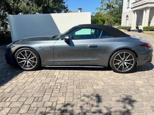 2023 Mercedes-Benz AMG SL 63 Base