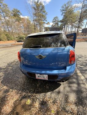 Blue 2011 MINI Cooper Countryman Base