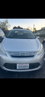 Silver 2011 Ford Fiesta SEL