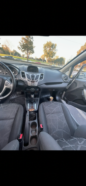 Silver 2011 Ford Fiesta SEL