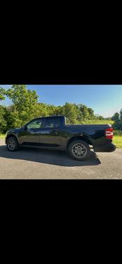 Black 2022 Ford Maverick XL
