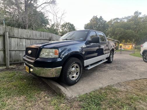2006 Ford F-150 XLT SuperCrew