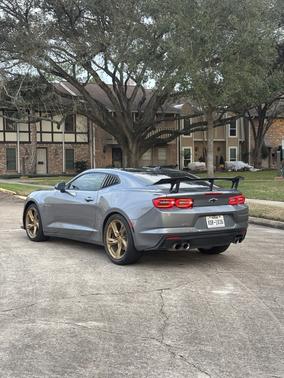 2022 Chevrolet Camaro LT1