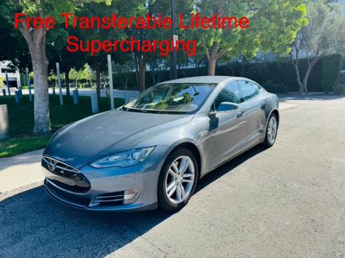 2013 Tesla Model S Performance