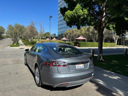 2013 Tesla Model S Performance