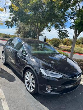 Black 2016 Tesla Model X P90D