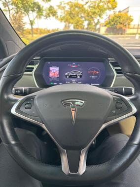 Black 2016 Tesla Model X P90D
