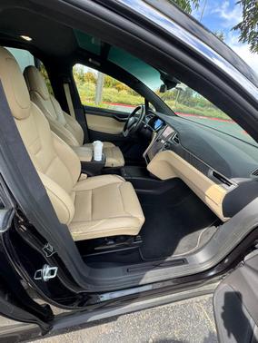 Black 2016 Tesla Model X P90D
