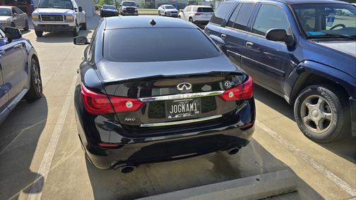 2015 INFINITI Q50 Premium