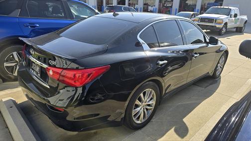 2015 INFINITI Q50 Premium