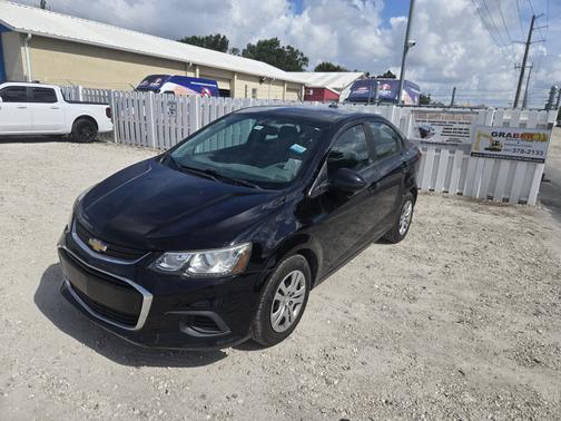 2017 Chevrolet Sonic LS