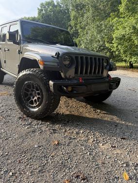 Gray 2022 Jeep Wrangler Unlimited Rubicon