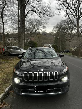 Black 2014 Jeep Cherokee Limited