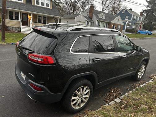 Black 2014 Jeep Cherokee Limited