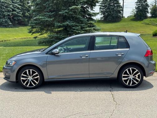 2016 Volkswagen Golf TSI SE 4-Door