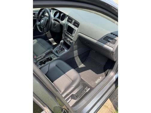 2016 Volkswagen Golf TSI SE 4-Door