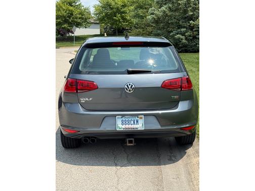 2016 Volkswagen Golf TSI SE 4-Door