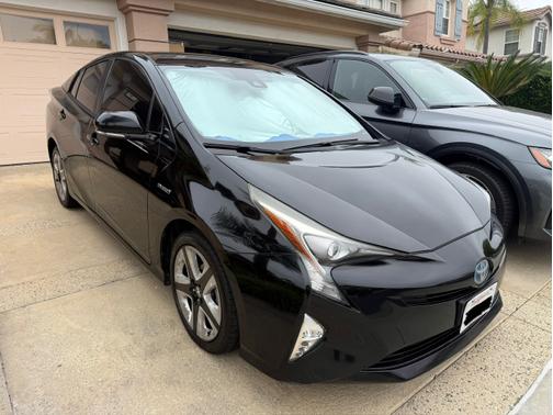 2016 Toyota Prius Four Touring