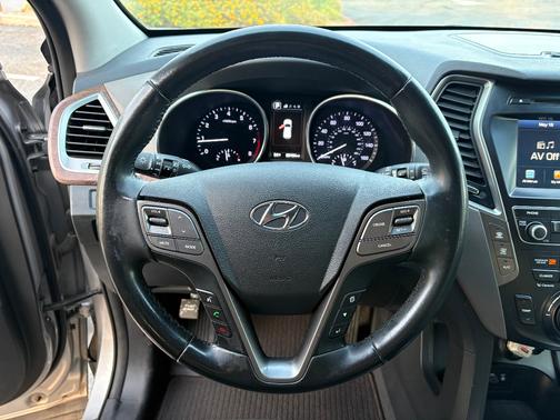 Gray 2019 Hyundai Santa Fe XL SE