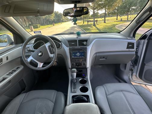 2010 Chevrolet Traverse LT