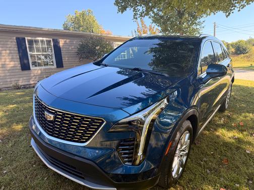 2019 Cadillac XT4 Premium Luxury