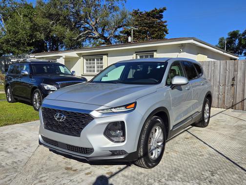 2019 Hyundai SANTA FE SE 2.4
