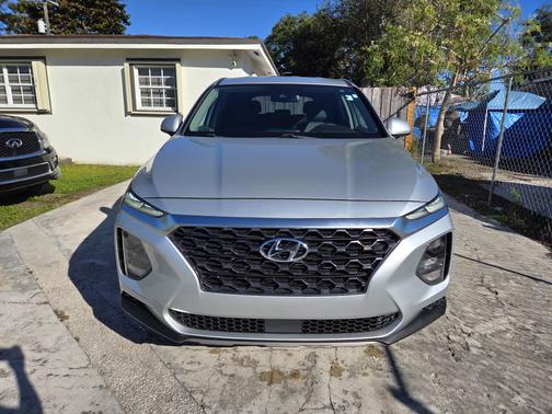 2019 Hyundai SANTA FE SE 2.4
