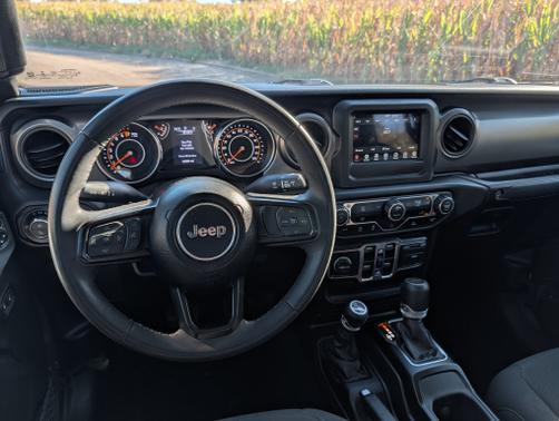 2023 Jeep Gladiator Sport S 