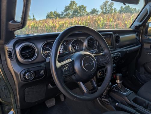 2023 Jeep Gladiator Sport S 