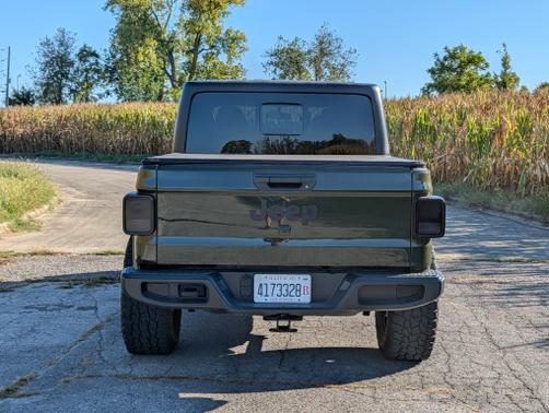 2023 Jeep Gladiator Sport S 
