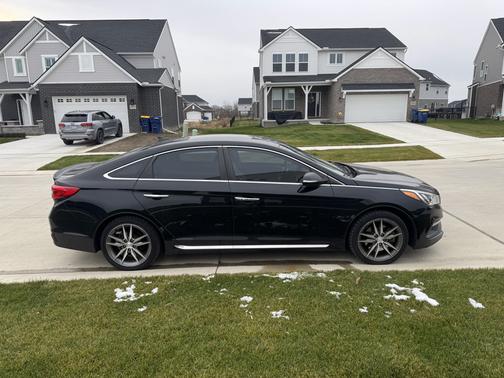 2015 Hyundai SONATA Sport 2.0T