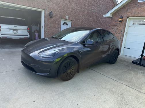Gray 2024 Tesla Model Y Long Range