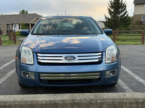 Blue 2009 Ford Fusion SEL