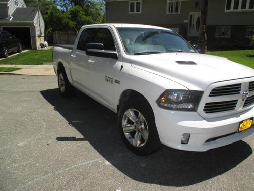 2014 RAM 1500 Sport