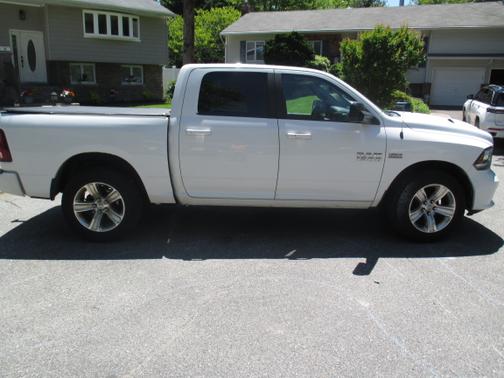2014 RAM 1500 Sport