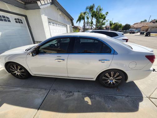 White 2006 Lincoln Zephyr Base
