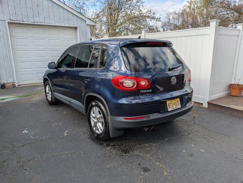 2011 Volkswagen Tiguan S