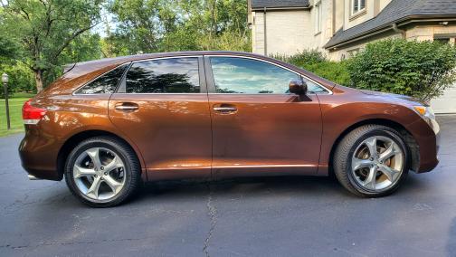 2010 Toyota Venza Base