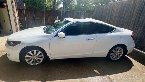 White 2009 Honda Accord EX-L