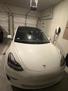 2022 Tesla Model 3 Base