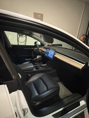 2022 Tesla Model 3 Base