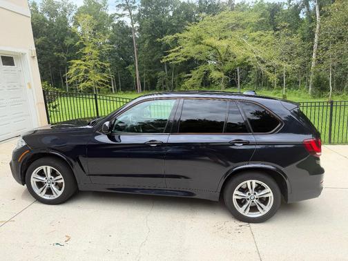 Blue 2015 BMW X5 xDrive50i