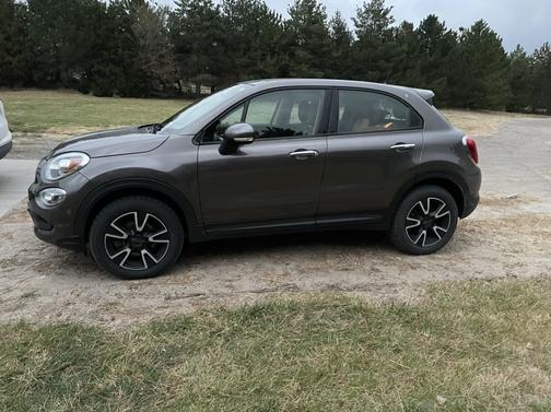 Photo 2 of 2 of 2017 FIAT 500X Pop